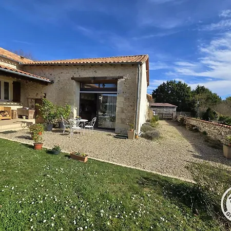 à - 2 Pers. - Fr-1-616-550 Hébergement de vacances Coursac